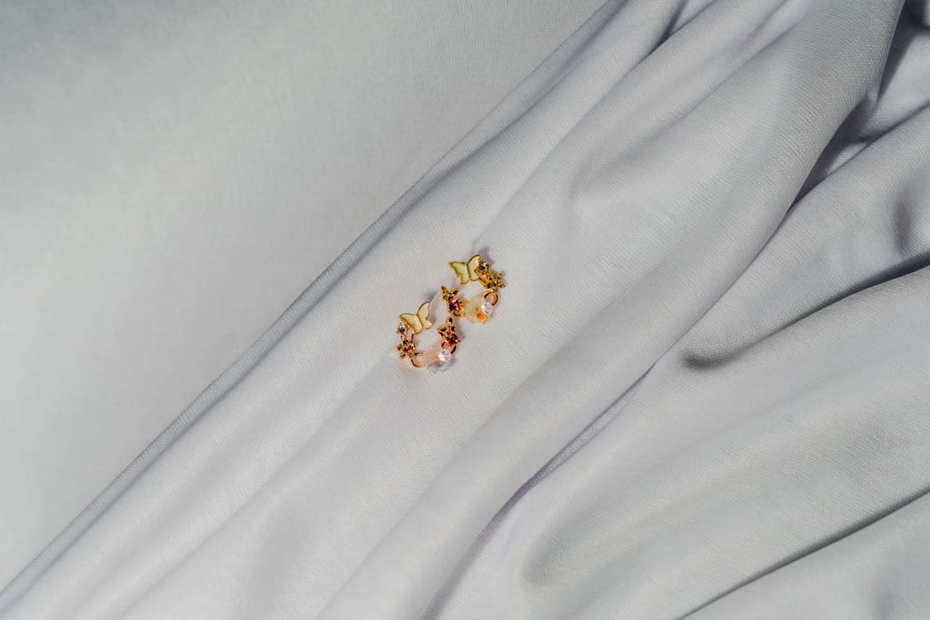 Blush Floral Spark Earrings