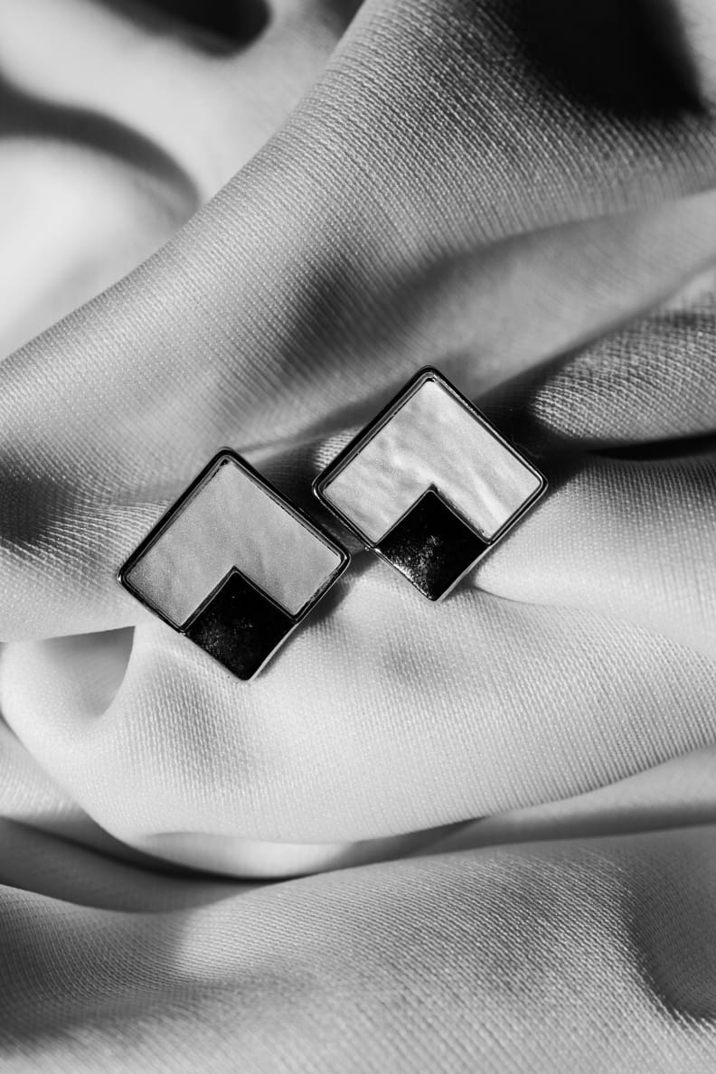 Modern Edge Geometric Earrings