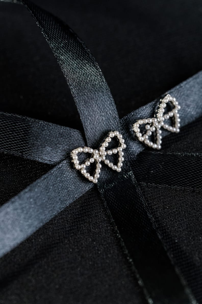 Sparkle Bow Knot Earrings