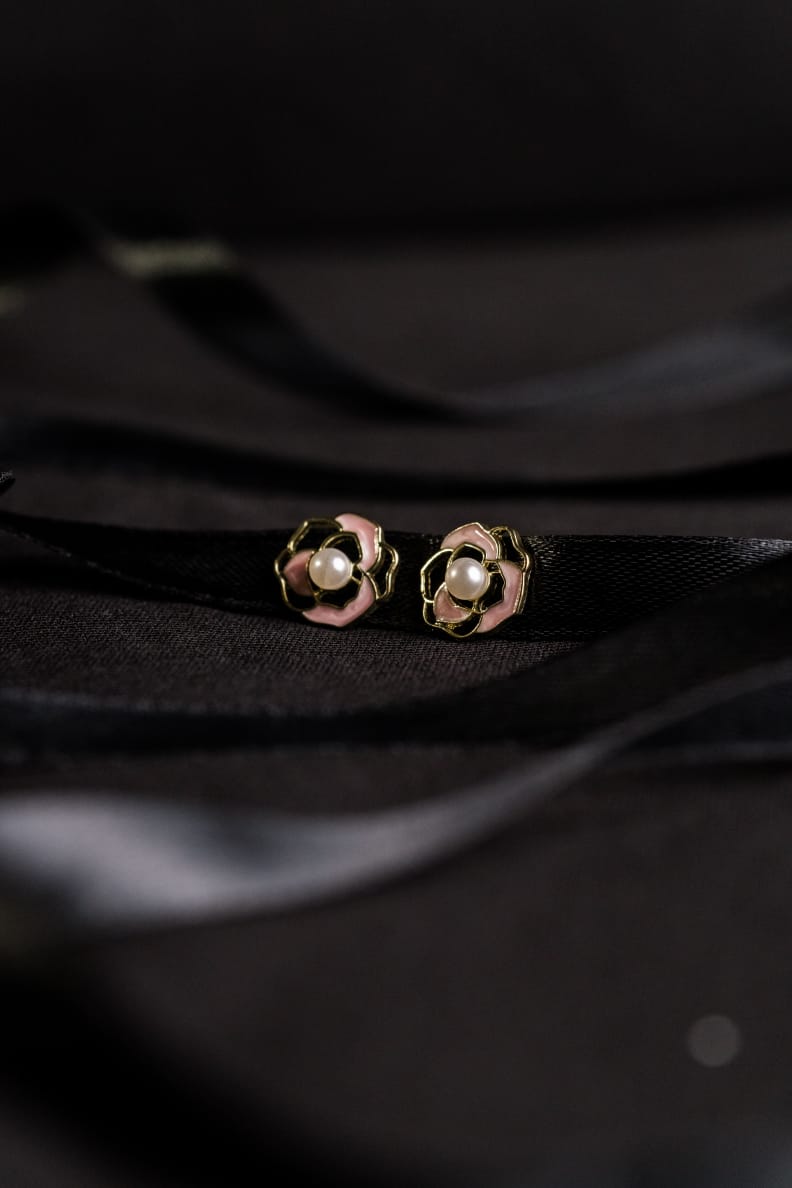 Royal Rose Pearl Stud Earrings