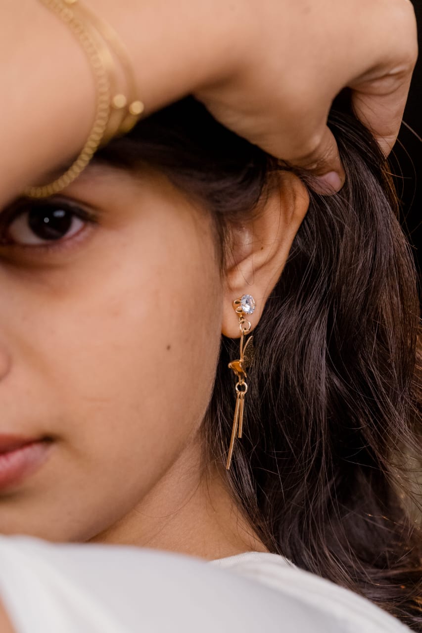 Gold crystal drop earrings