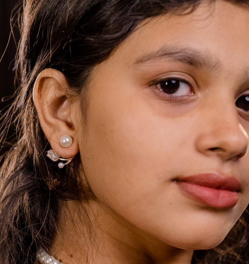Royal Pearl Luxe Earrings