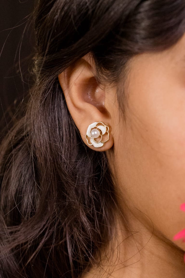 Golden Bloom Knot Earrings