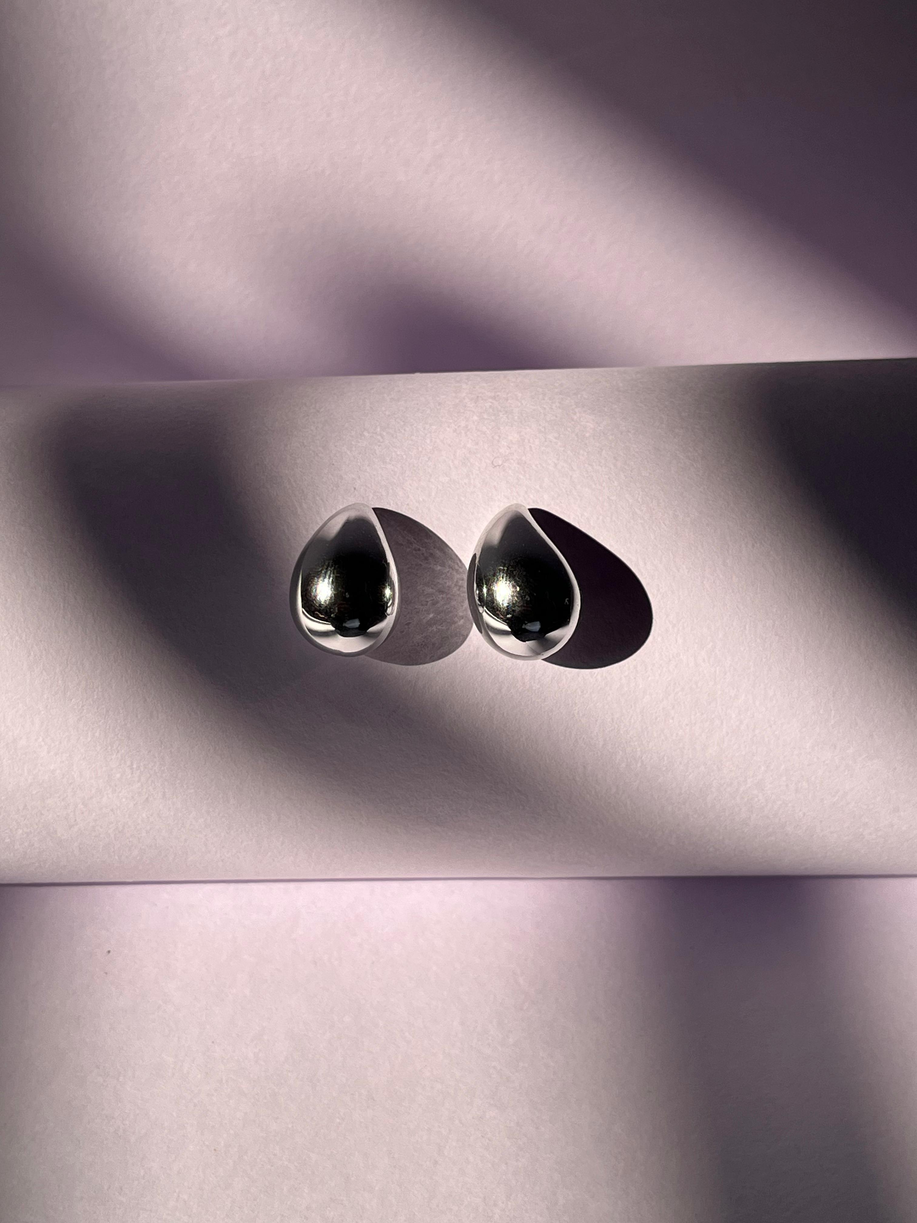 Silver Dew Drop Earrings