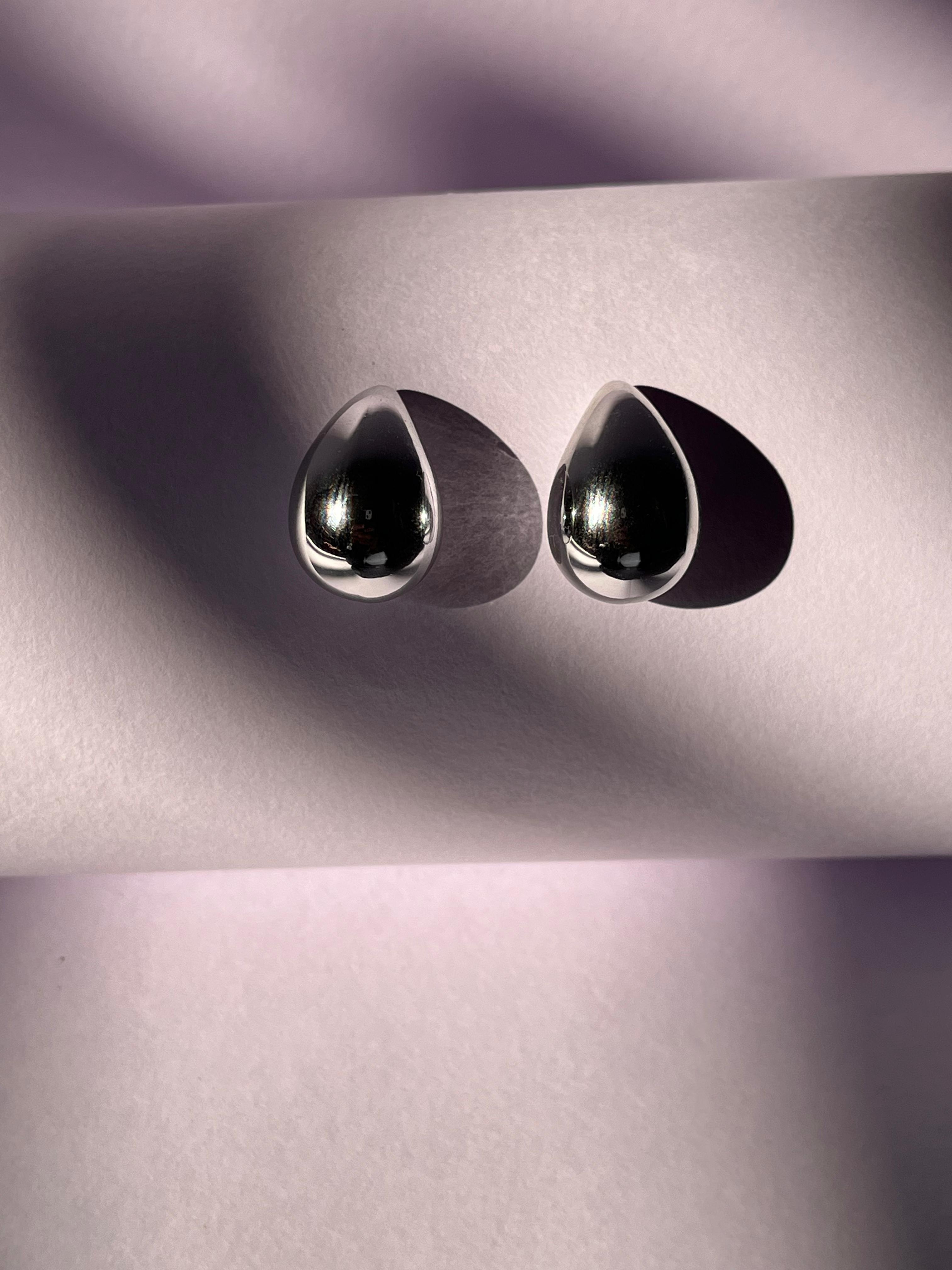 Silver Dew Drop Earrings