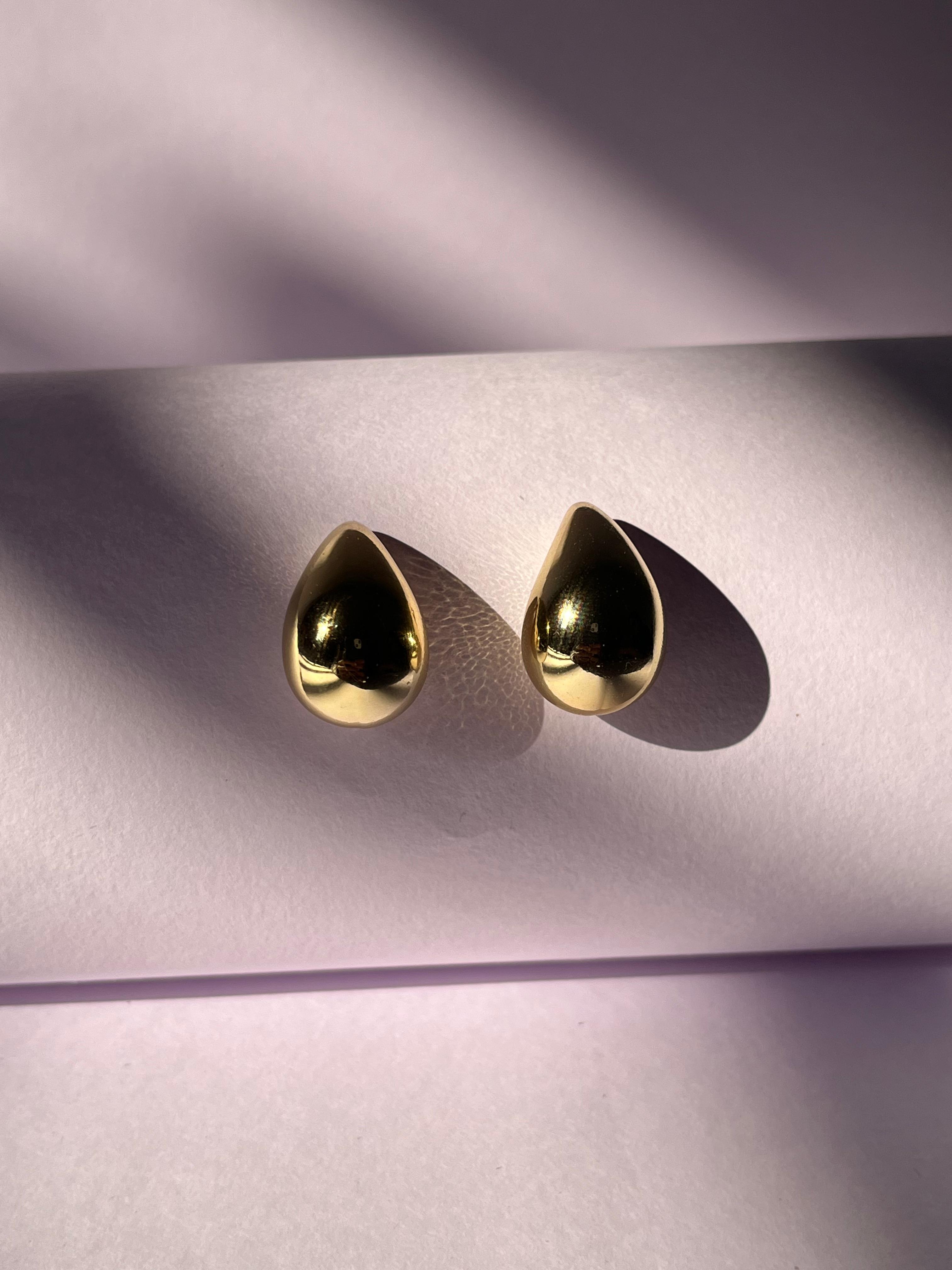 Golden Dew Drop Earrings